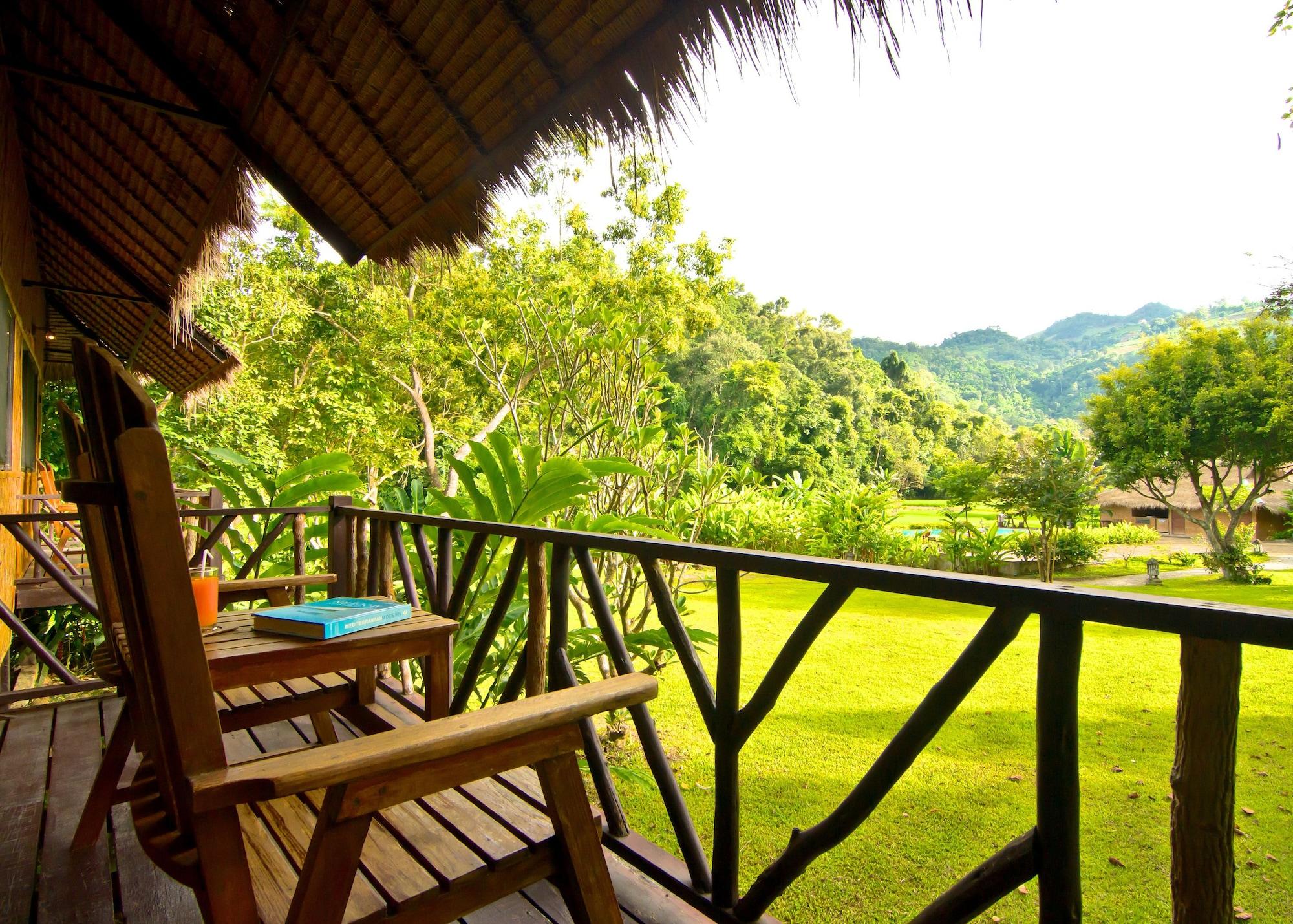 Hmong Hilltribe Lodge Mae Rim Ngoại thất bức ảnh