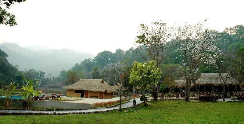 Hmong Hilltribe Lodge Mae Rim Ngoại thất bức ảnh