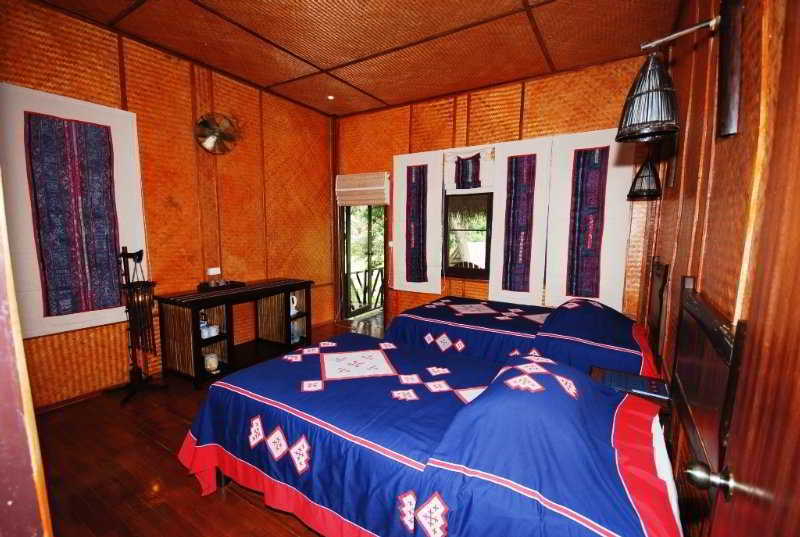 Hmong Hilltribe Lodge Mae Rim Ngoại thất bức ảnh